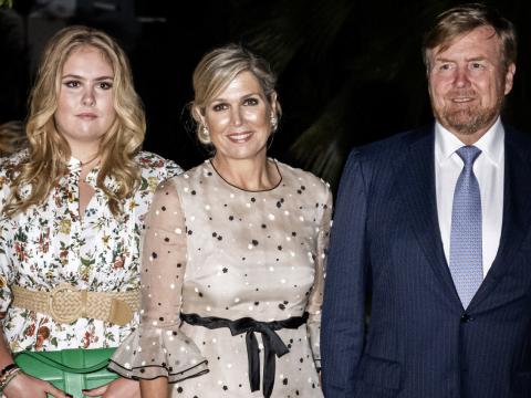 Prinzessin Amalia mit ihren Eltern Königin Maxima und König Willem-Alexander