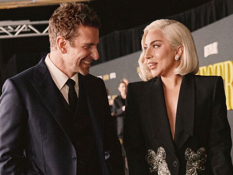 Bradley Cooper und Lady Gaga laufen bei der "Maestro"-Premiere über den roten Teppich