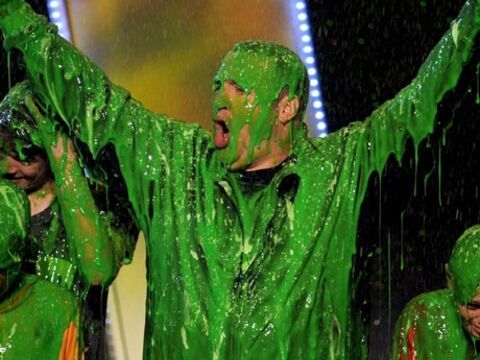 Viele Kids, zahlreiche US-Stars und jede Menge grüner Schleim: Bei den "Kids Choice Awards" dürfen die Kinder ihre Lieblingsstars wählen. Und einige von ihnen mussten sogar in der grünen Glibber-Masse duschen. OK! zeigt die schönsten Fotos vom Abend!