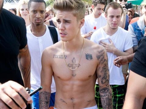 Hot or not? Justin Bieber, umringt von Fans und Bodyguards in Cannes