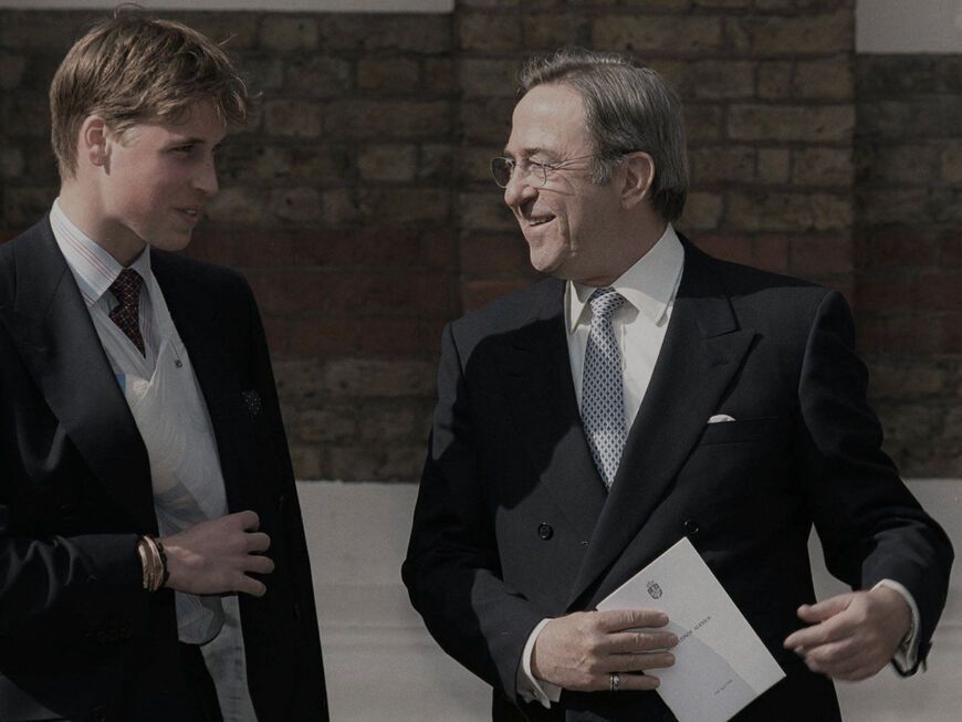 Prinz William und Konstantin von Griechenland lachen miteinander.