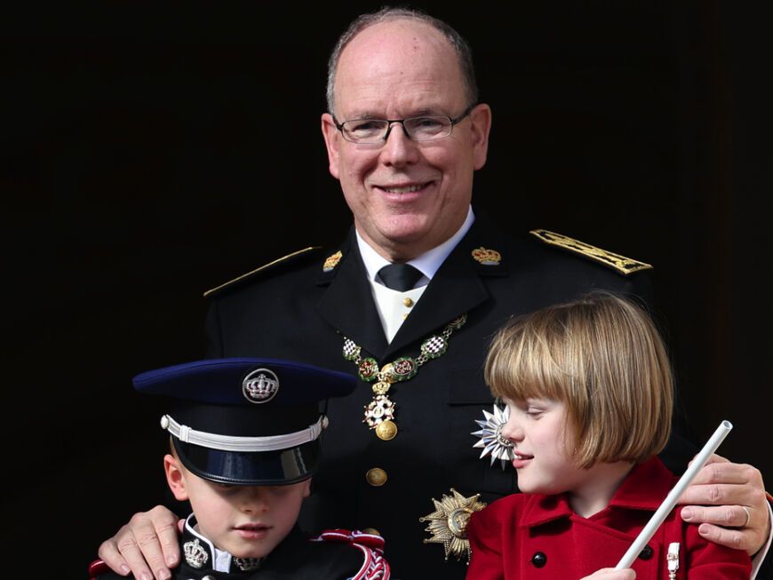 Fürst Albert II. und seine Kinder Jacques und Gabriella von Monaco, 2022.