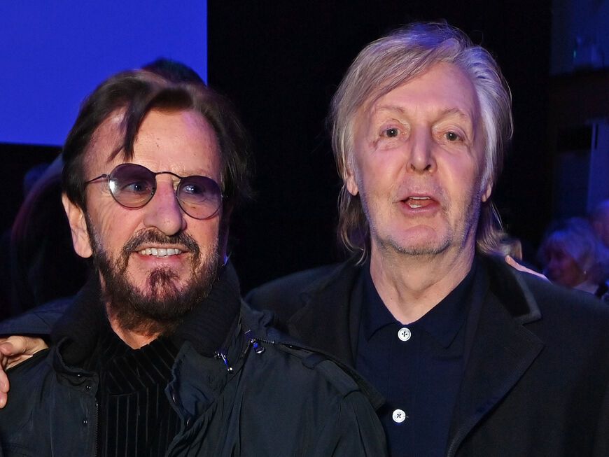 Ringo Starr und Paul McCartney nebeneinander 2022