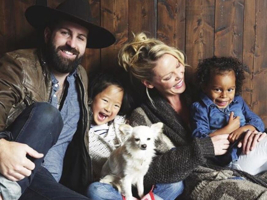 Katherine Heigl und Josh Kelley mit ihren Kindern und Hund.