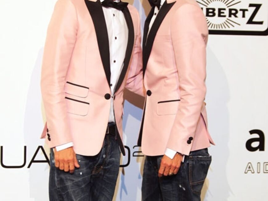 Das Designer-Duo DSquared2 aus Kanada stellte ihre neue Kollektion vor. Die Zwillingsbrüder Dan und Dean kamen in rosafarbenen Dinner-Jackets