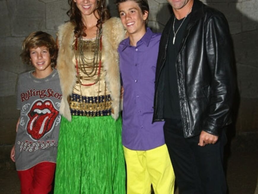 Hippie-Look: Uwe Steeb und seine Frau Kim und die beiden Söhne Luke und Jeremy 