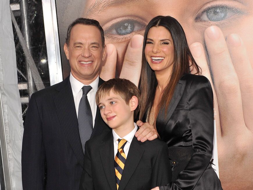 Tom Hanks und Sandra Bullock präsentierten in New York ihren gemeinsamen Film "Extremely Loud & Incredibly Close" - Highlight des Abends? Toms Familienglück mit Ehefrau Rita und Sohn Chet