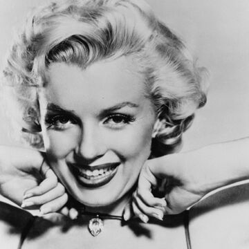 Schon zu ihren Lebzeiten war die Superblondine ein Weltstar und eine Ikone. Am 5. August ist Marilyn Monroe 50 Jahre tot - dennoch eifern ihr noch heute viele Stars nach. OK! hat die besten Look-a-Likes gefunden!