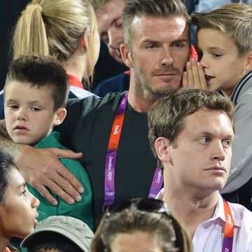 David Beckham in London! Gemeinsam mit seinen beiden jüngsten Söhnen, Cruz und Romeoschaute sich der Fußball-Beau das Volleyball-Finale an