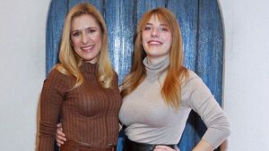 Stefanie Hertel und Johanna Mross bei Pressday von Mamma Mia