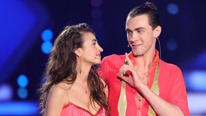 "Let's Dance": Ekaterina Leonova und Timon Krause schauen sich an Show 10