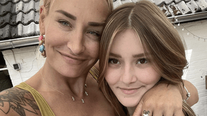 Sarah Connor und Summer Terenzi machen ein Selfie