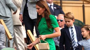 Prinzessin Kate mit George und Charlotte auf der Tribüne in Wimbledon, Juli 2023