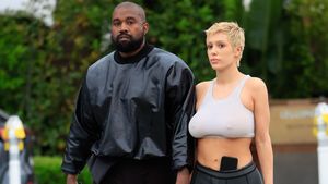 Kanye West und Bianca Censori halten Händchen