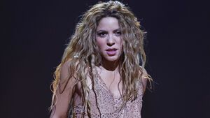 Shakira sieht sauer aus