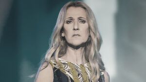 Céline Dion sieht traurig aus