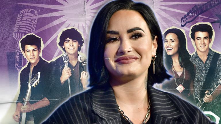 Demi Lovato vor "Camp Rock 2"-Poster