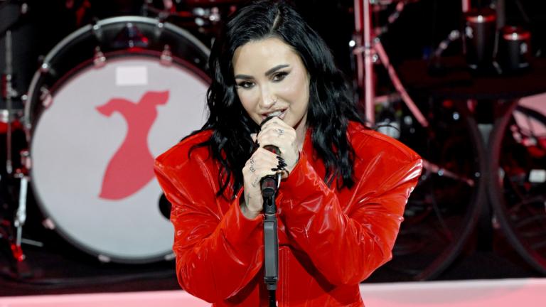 Demi Lovato singt für die "American Heart Association"