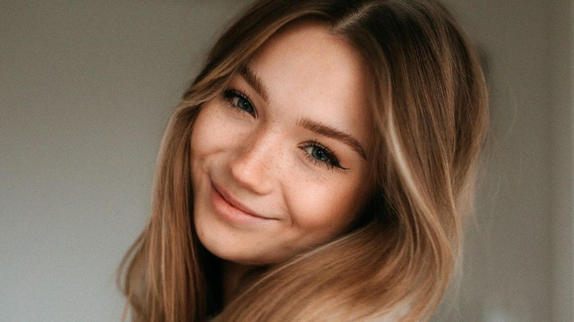 Julia Beautx: Vermögen, Freund, Karriere & Co. – So tickt die YouTuberin