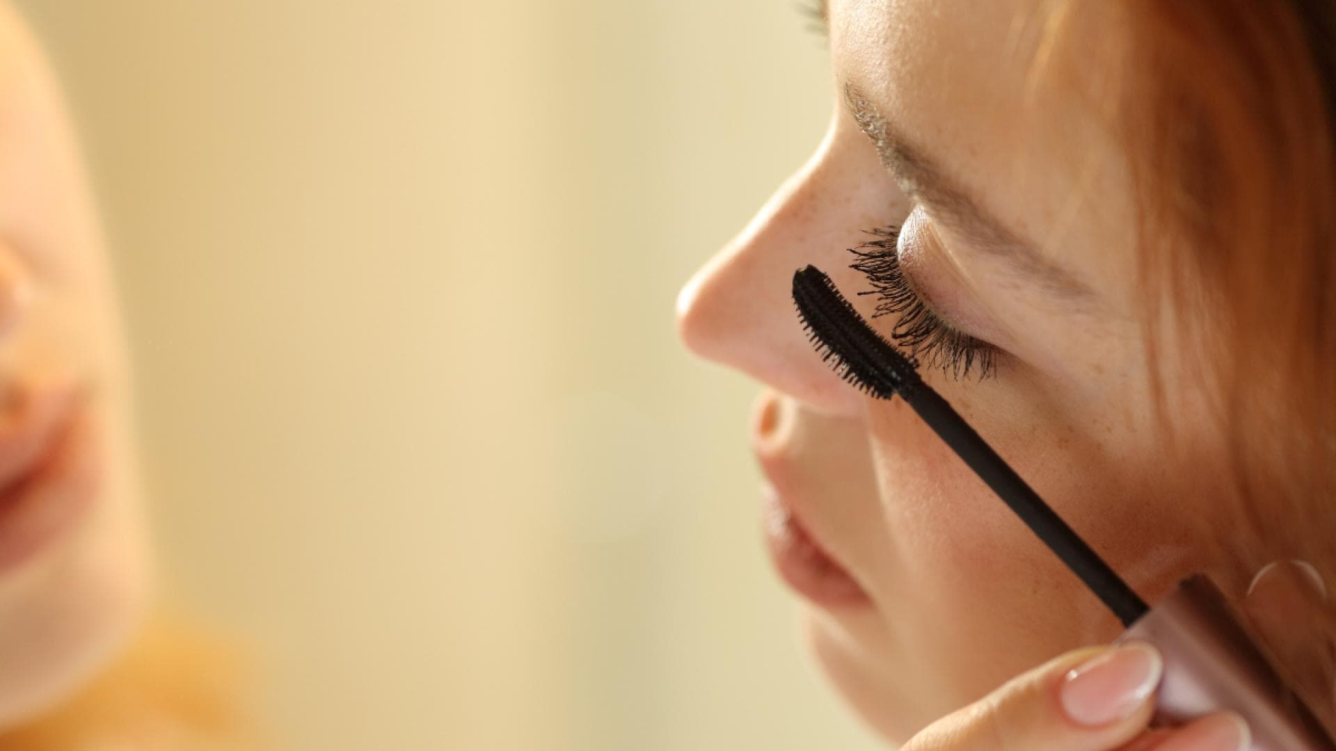 Mascara-Diese-Wimperntusche-ist-in-der-Apotheke-die-Nummer-1