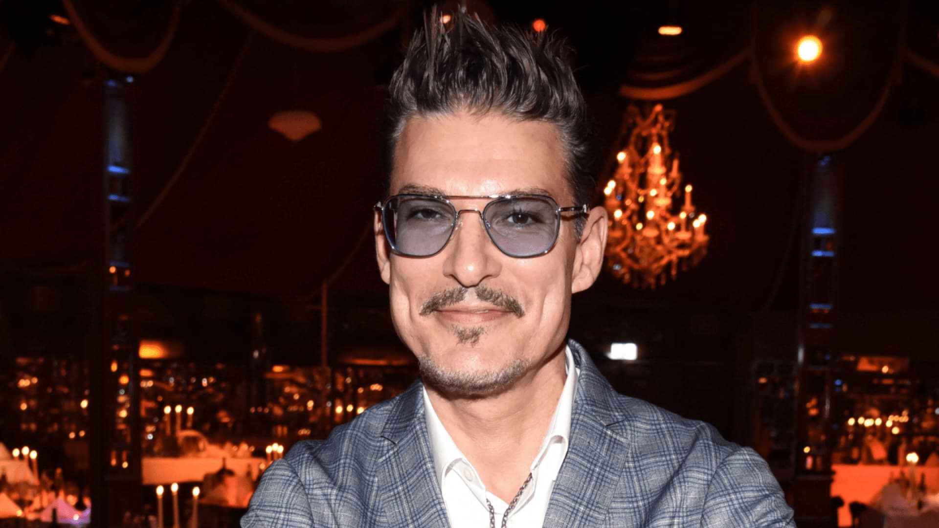 Chris-T-pperwien-Nach-14-Jahren-Er-kehrt-TV-Welt-den-R-cken-Unterste-Schublade-des-Fernsehens-