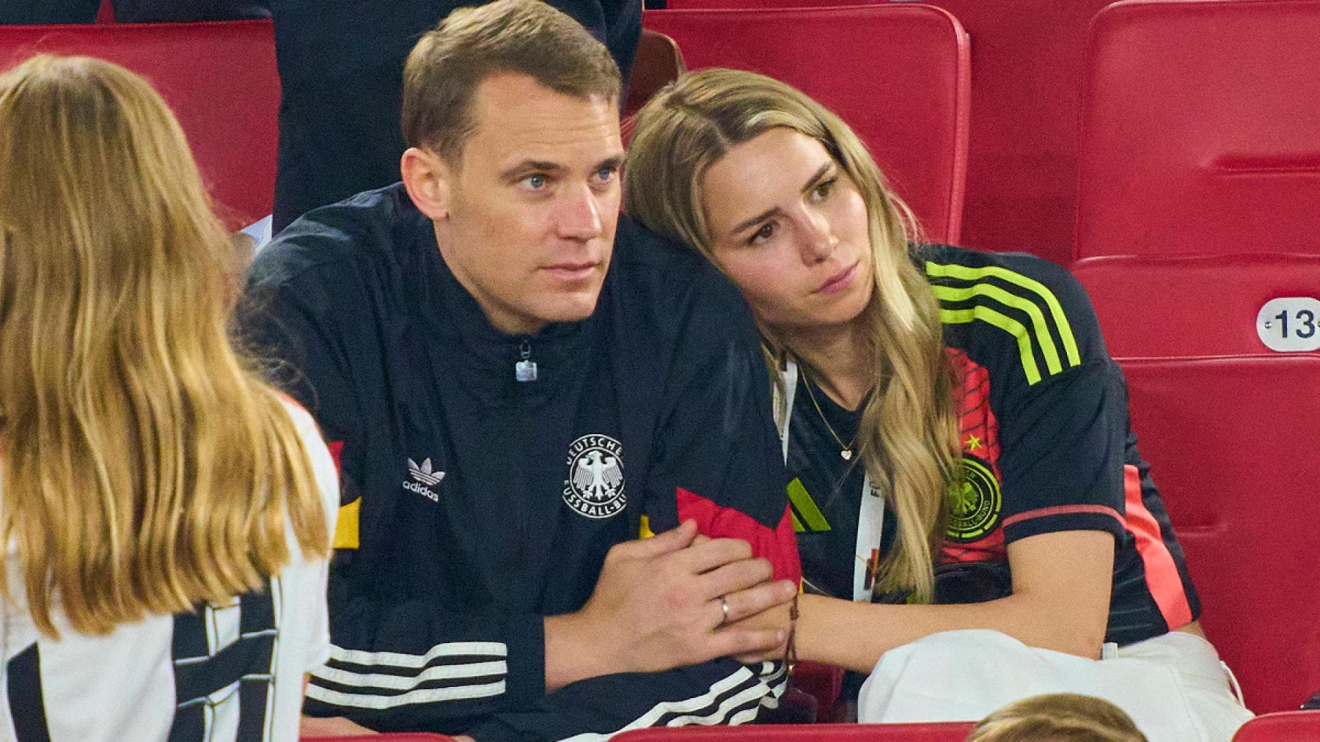 Manuel Neuer: Traumhochzeit im Sommer? Seine Anika feiert JGA in Saint- Tropez