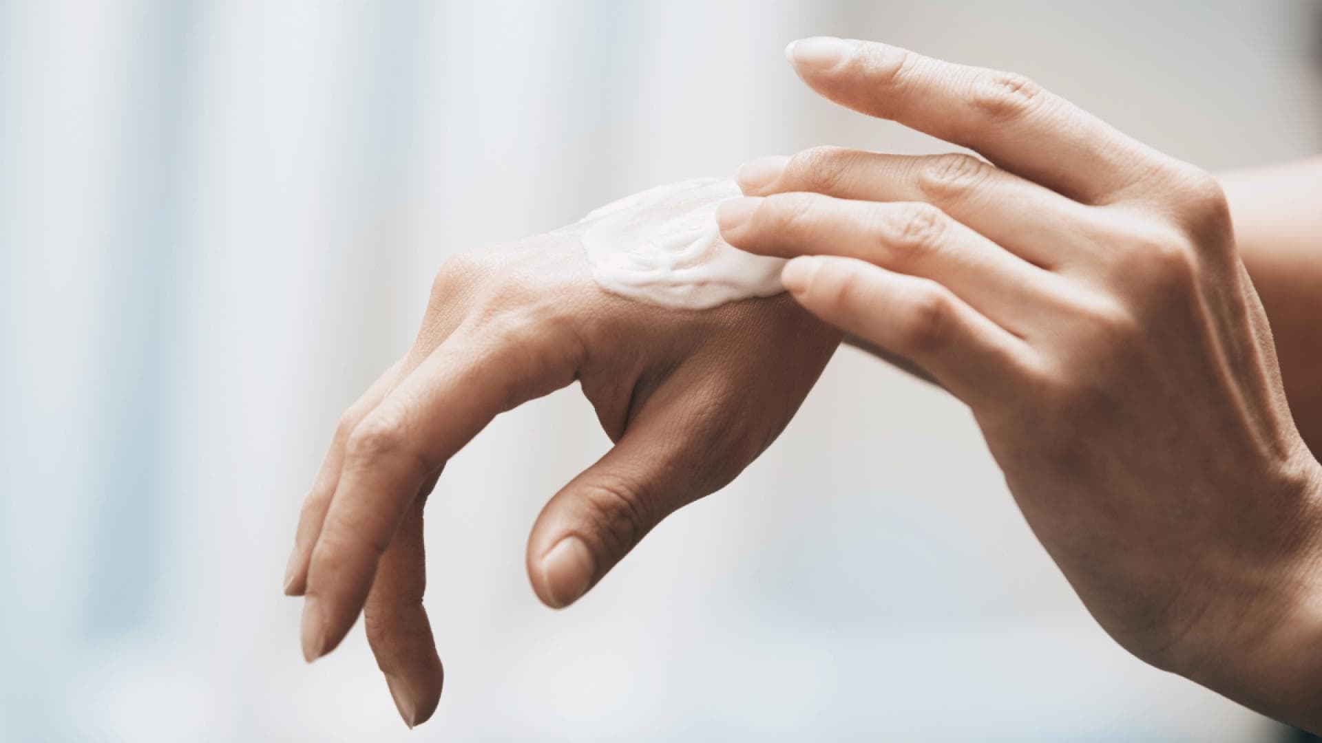 Handcreme-mit-Bienenwachs-Das-sind-unsere-3-Must-haves