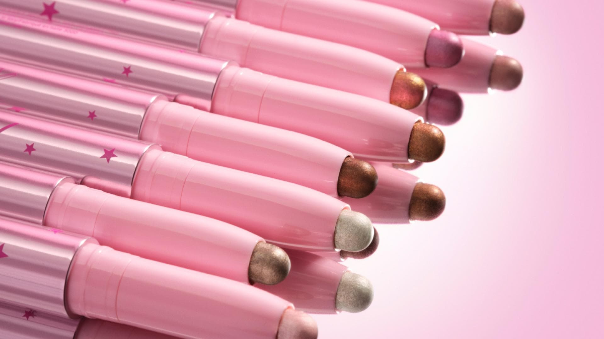 Beauty-Trend-2025-Mit-diesem-Eye-Shadow-Stick-gelingt-dir-ein-perfektes-Augen-Make-up-in-3-Sekunden