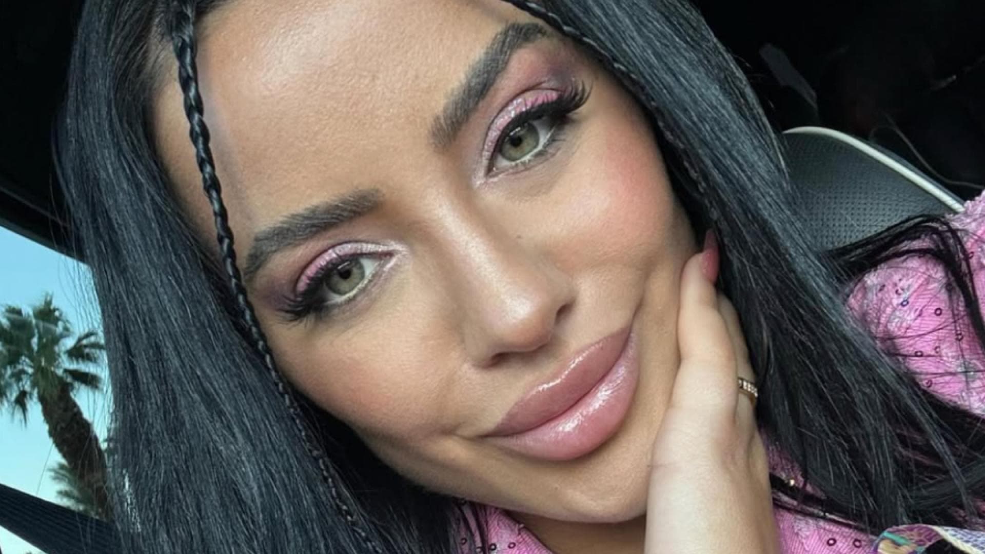 Leyla-Lahouar-Dieses-Sun-Oil-ist-ihr-absolutes-Sommer-Must-have