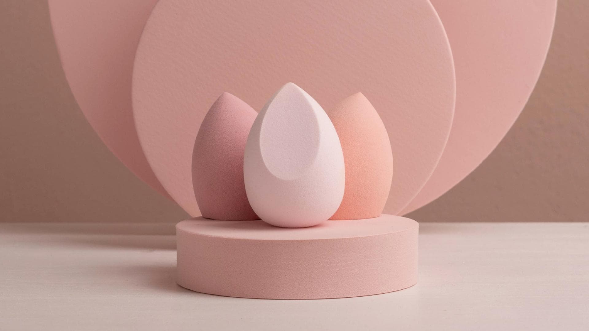 Beautyblender-richtig-anwenden-5-geniale-Experten-Tipps
