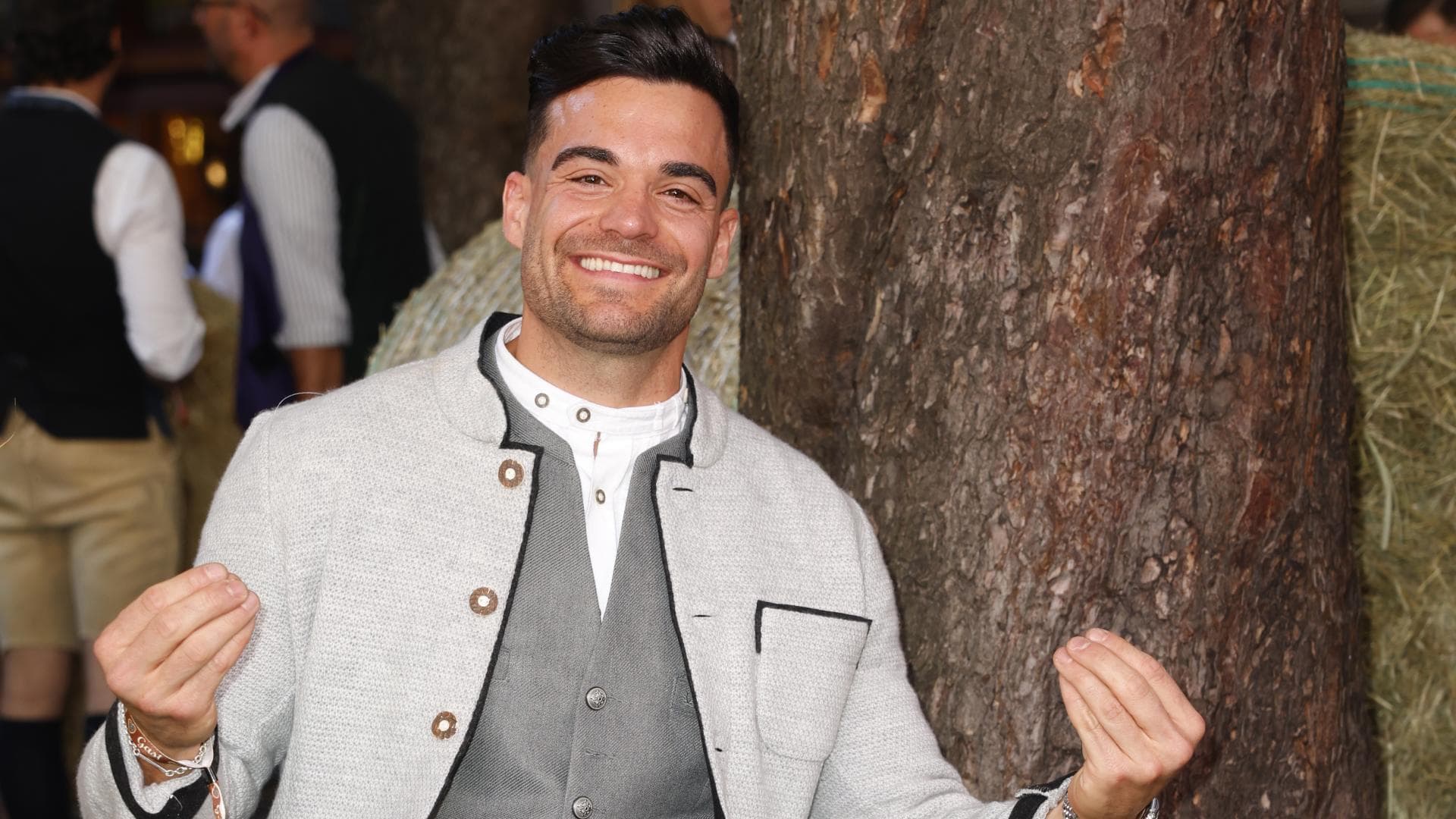 Stefano-Zarrella-Liebes-berraschung-zu-Weihnachten