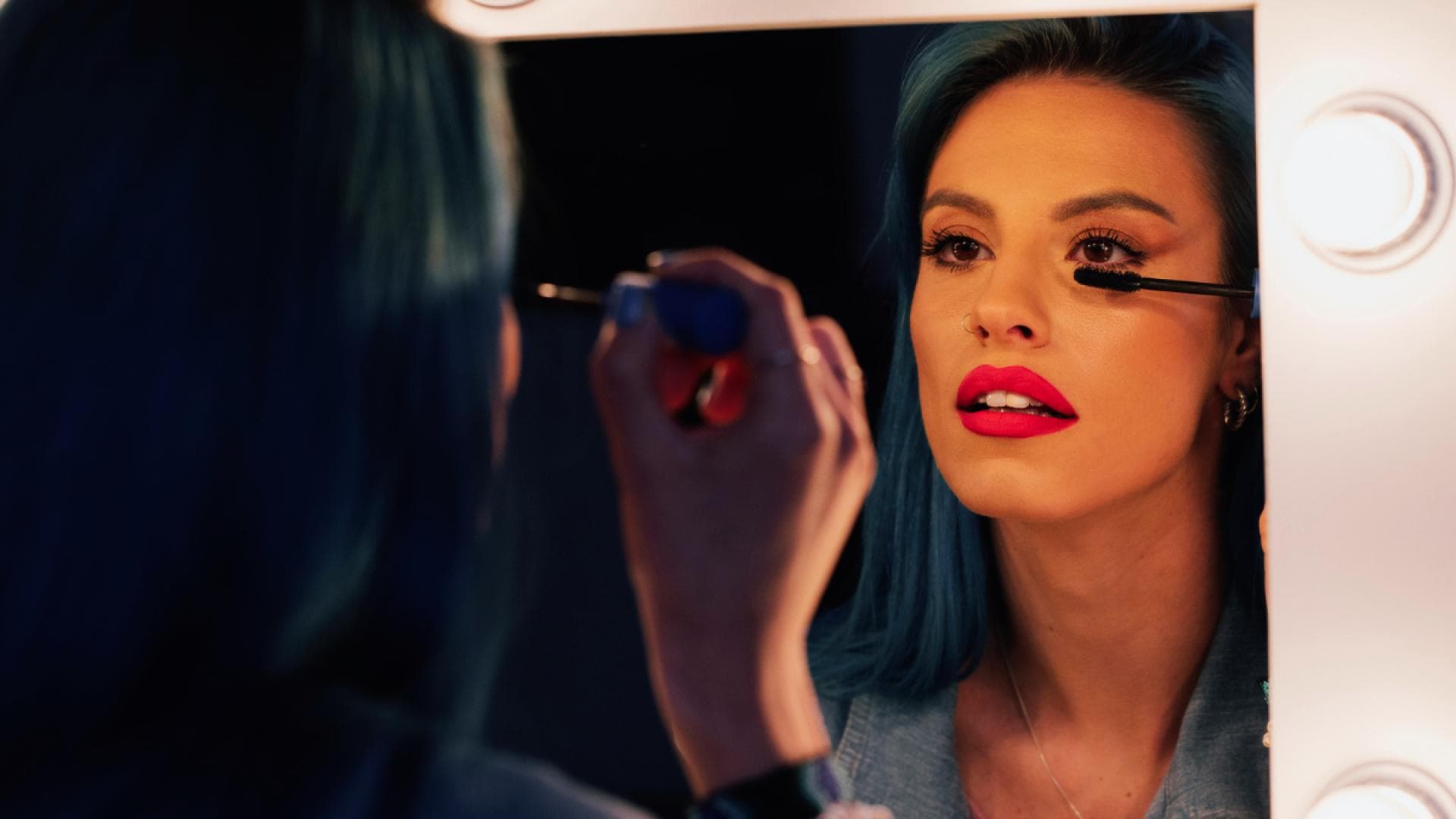 mascara-die-drogerie-wimperntusche-sorgt-f-r-einen-doppelten-formungseffekt