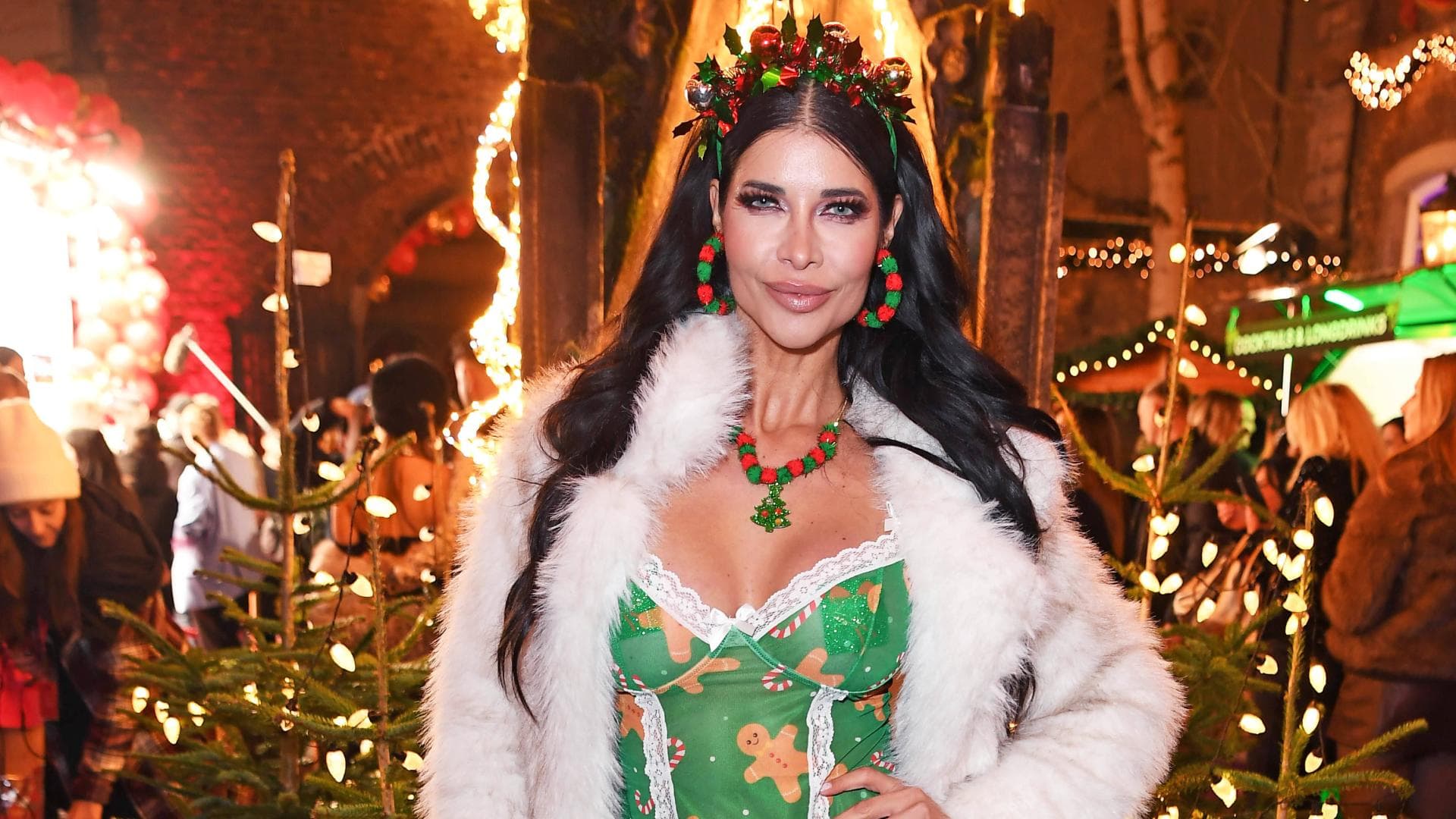 Micaela-Sch-fer-Habe-einen-Promi-kennengelernt-Liebes-berraschung-zu-Weihnachten-