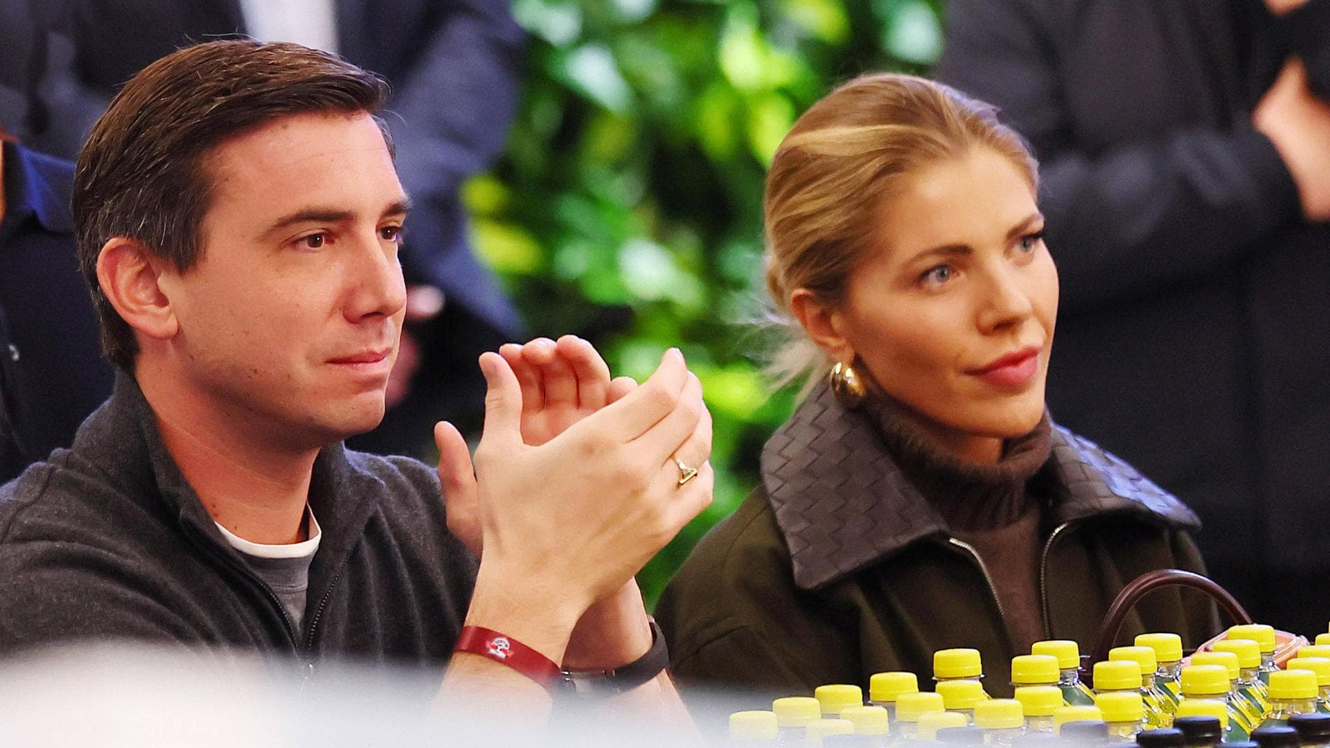 Victoria-Swarovski-So-r-hrend-unterst-tzt-sie-Freund-Mark-Mateschitz