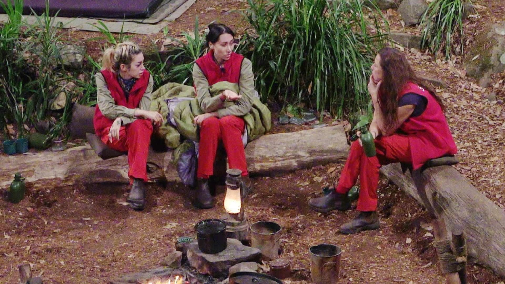 Dschungelcamp-Samira-Yavuz-Simone-Ballack-in-der-Kritik-Schie-en-sich-immer-mehr-ins-Aus-