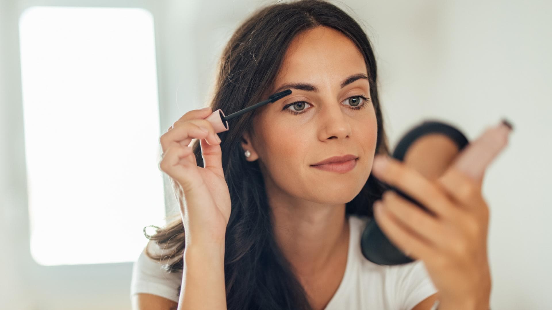 Mascara-Diese-Drogerie-Wimperntusche-ersetzt-eine-Wimpernverl-ngerung
