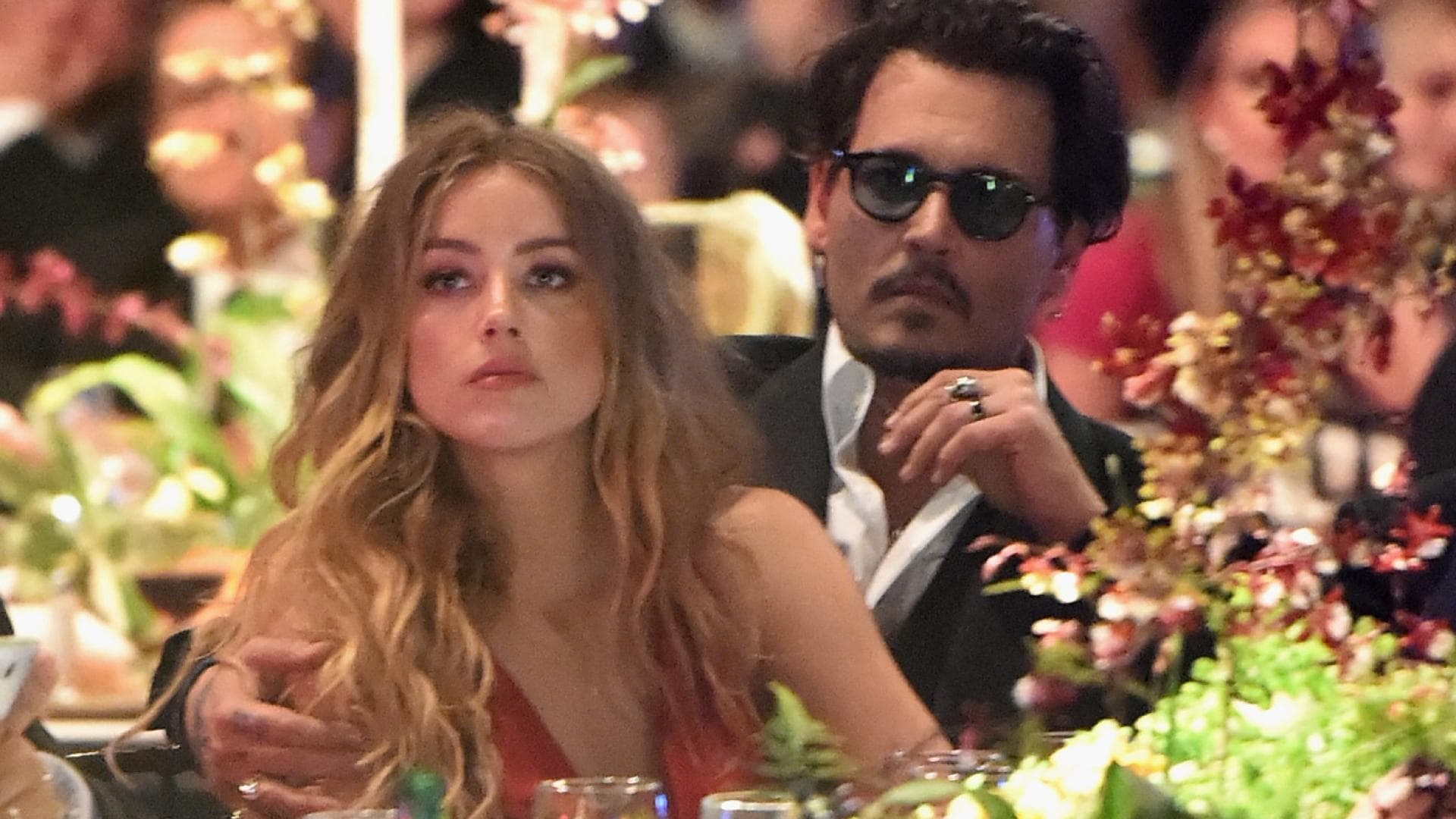 Amber Heard Ins Bett Gekackt Johnny Depp: "Amber Heard hat in mein Bett gekackt"