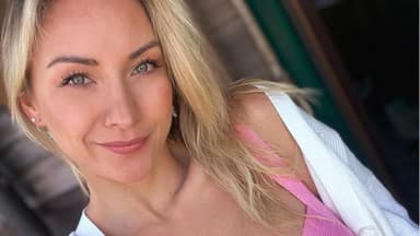 Anna-Carina Woitschack lächelt