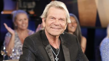 Matthias Reim lächelt