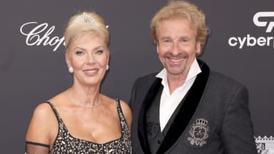 Karina Mroß und Thomas Gottschalk, 2023.