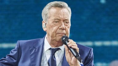 Roland Kaiser guckt genervt