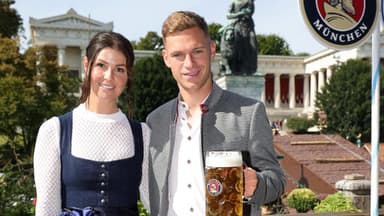 Oktoberfest 2024: Stars des FC Bayern - Joshua Kimmich mit Ehefrau Lina