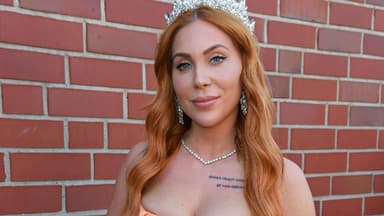 Tara Tabitha mit Krone im Jahr 2025