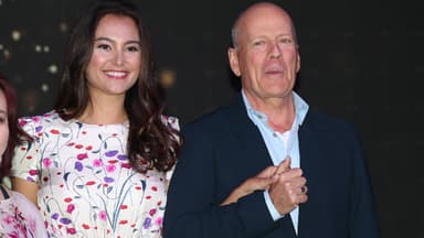 Bruce Willis mit seiner Ehefrau Emma Heming Willis im Jahr 2019