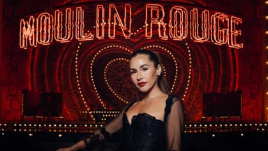 Sarah Engels auf Moulin Rouge Bühne