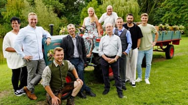 Kandidaten Bauer sucht Frau Staffel 21 vor Trecker
