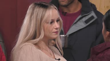 Sarah-Jane Wollny von der Seite bei "Promi Big Brother"
