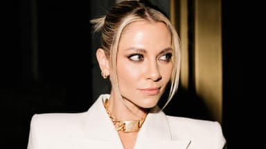 Valentina Pahde für L'Oreal