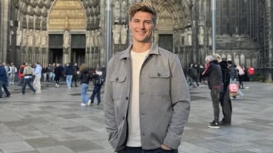 Friedrich Dieckmann vor Kölner Dom