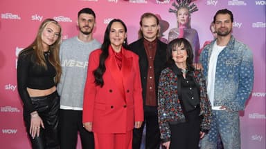 Natascha Ochsenknechts mit ihren drei Kindern Cheyenne, Wilson und Jimi und dem Rest ihrer Familie